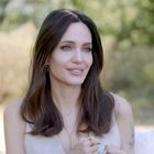 Angelina Jolie nosila popoln jesenski pulover, ki ga boste želeli v svoji omari