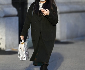 (FOTO) Nekdanja princesa Mako v New Yorku: Na obisku pri Kennedyjih?