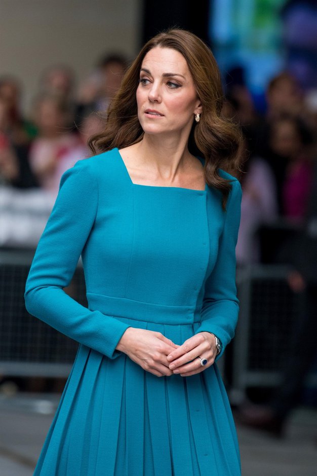 Kate Middleton ta prstan nosi ves čas. Poglejte, kje ga kupiti. - Foto: Profimedia